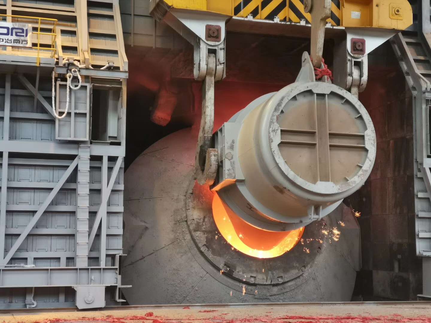 祝贺山西晋南钢铁集团产能置换项目2#转炉及副枪系统顺利投产。